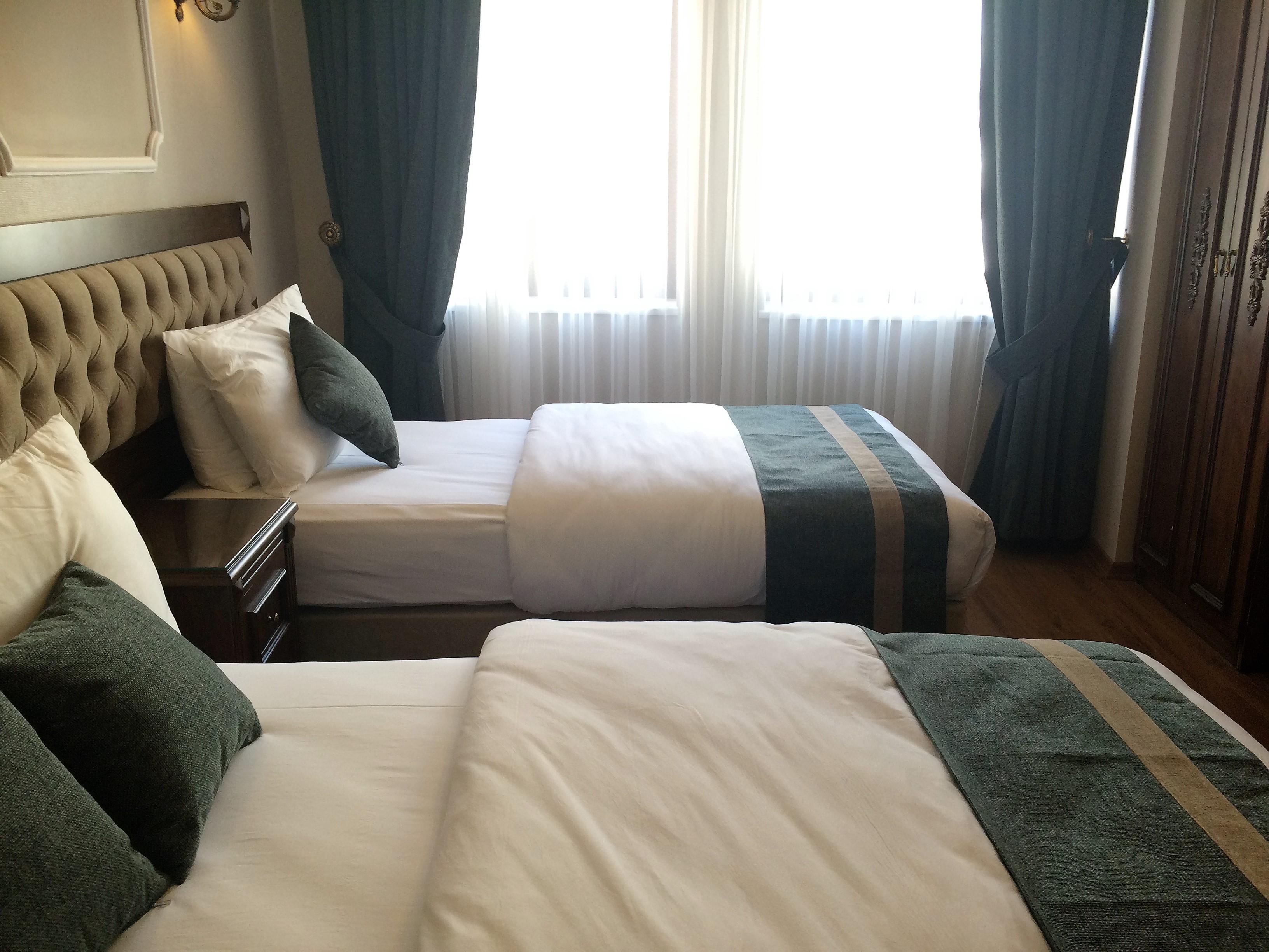 아흐메트 에펜디 코나기 호텔 이스탄불 외부 사진 A room at the hotel