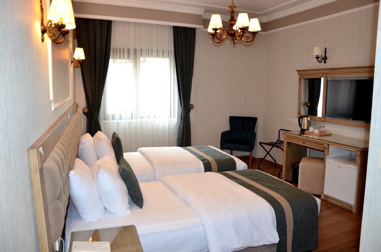 아흐메트 에펜디 코나기 호텔 이스탄불 외부 사진 A room at the hotel